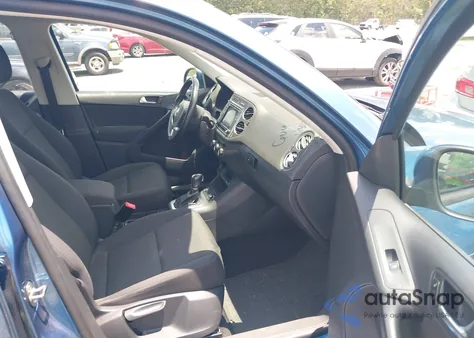 2017 Volkswagen Tiguan 2.0T/2.0T S from USA, damaged, VIN WVGBV7AX5HK044991